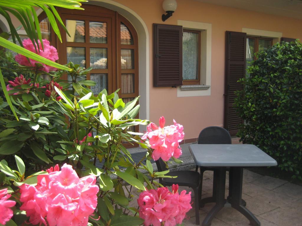 Villa Margherita Lake Maggiore Luaran gambar