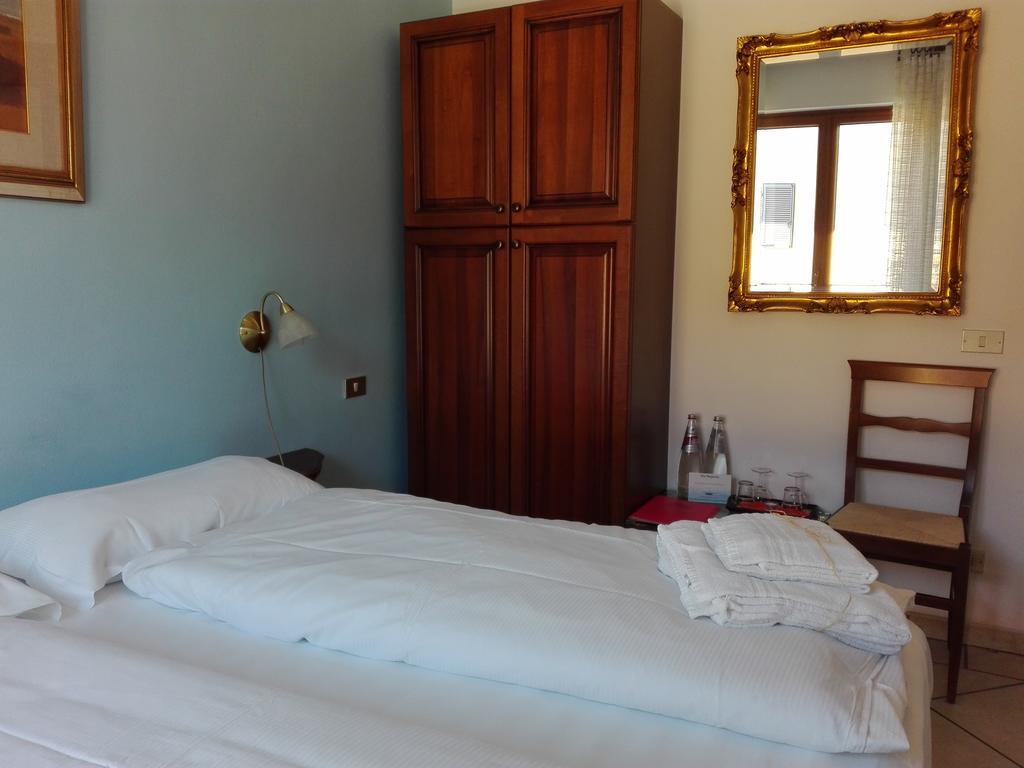 Villa Margherita Lake Maggiore Luaran gambar